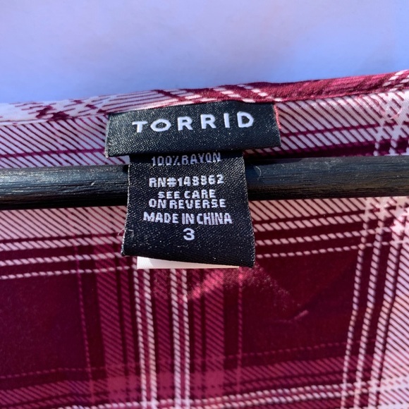 Torrid Plaid Challis Pintuck Blouse Long Sleeve Top
Burgundy - Picture 5 of 8
